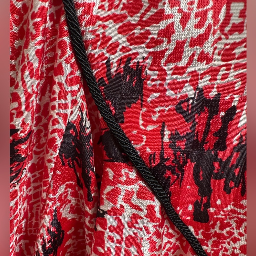 Elegant Asymmetrical Red and Black Dress - Picture 10 of 16